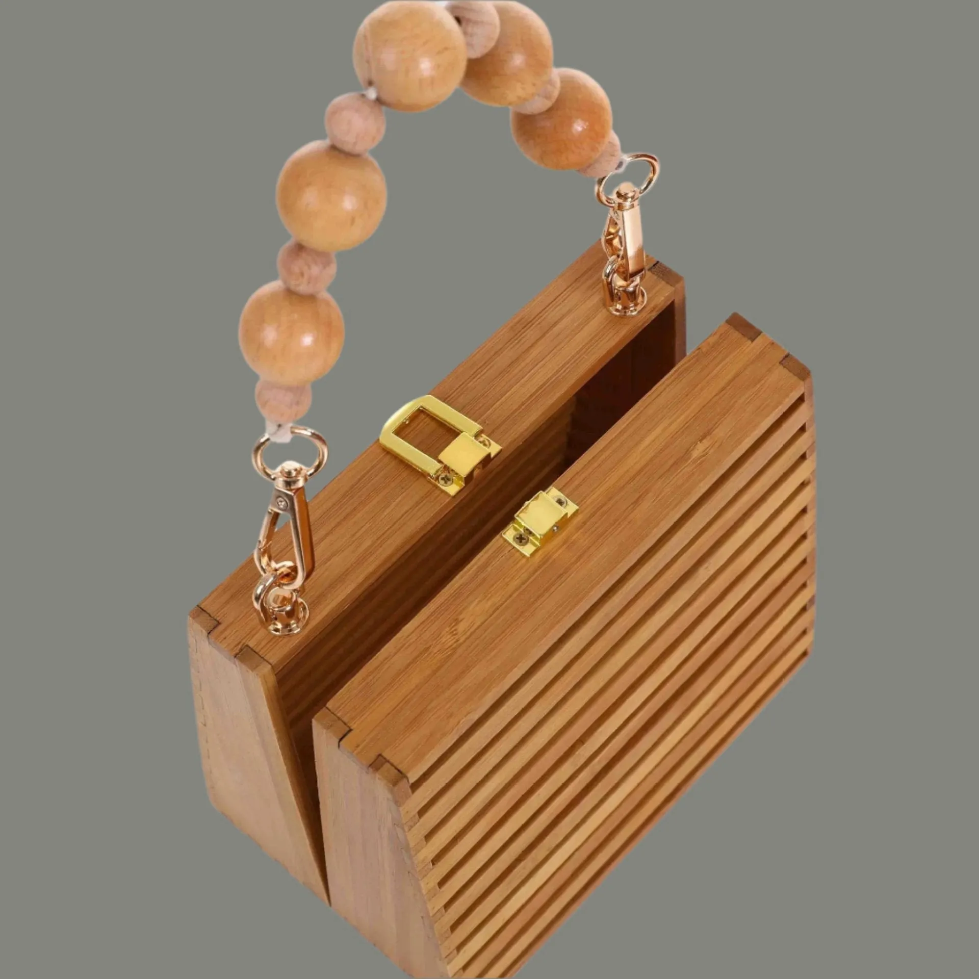 Eco-Chic Bamboo Handbag - A Sustainable Statement