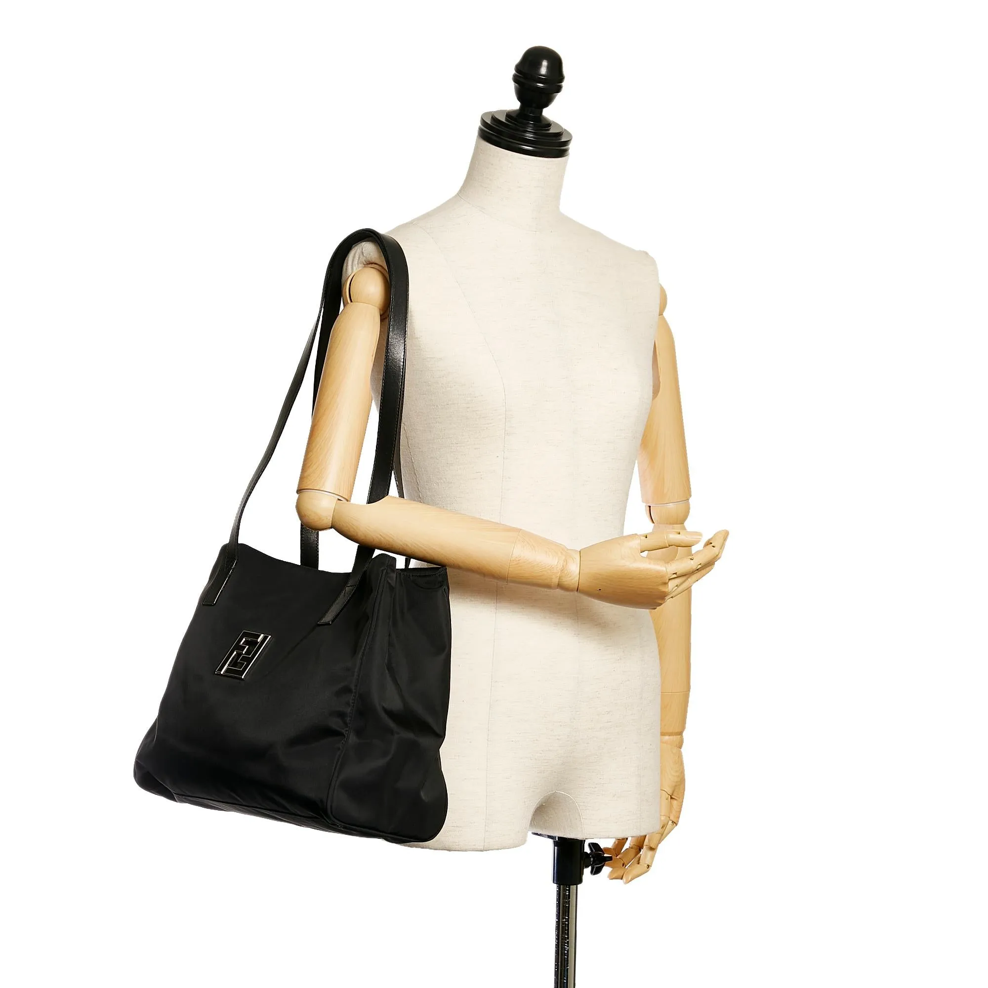Fendi Nylon Tote Bag (SHG-29224)