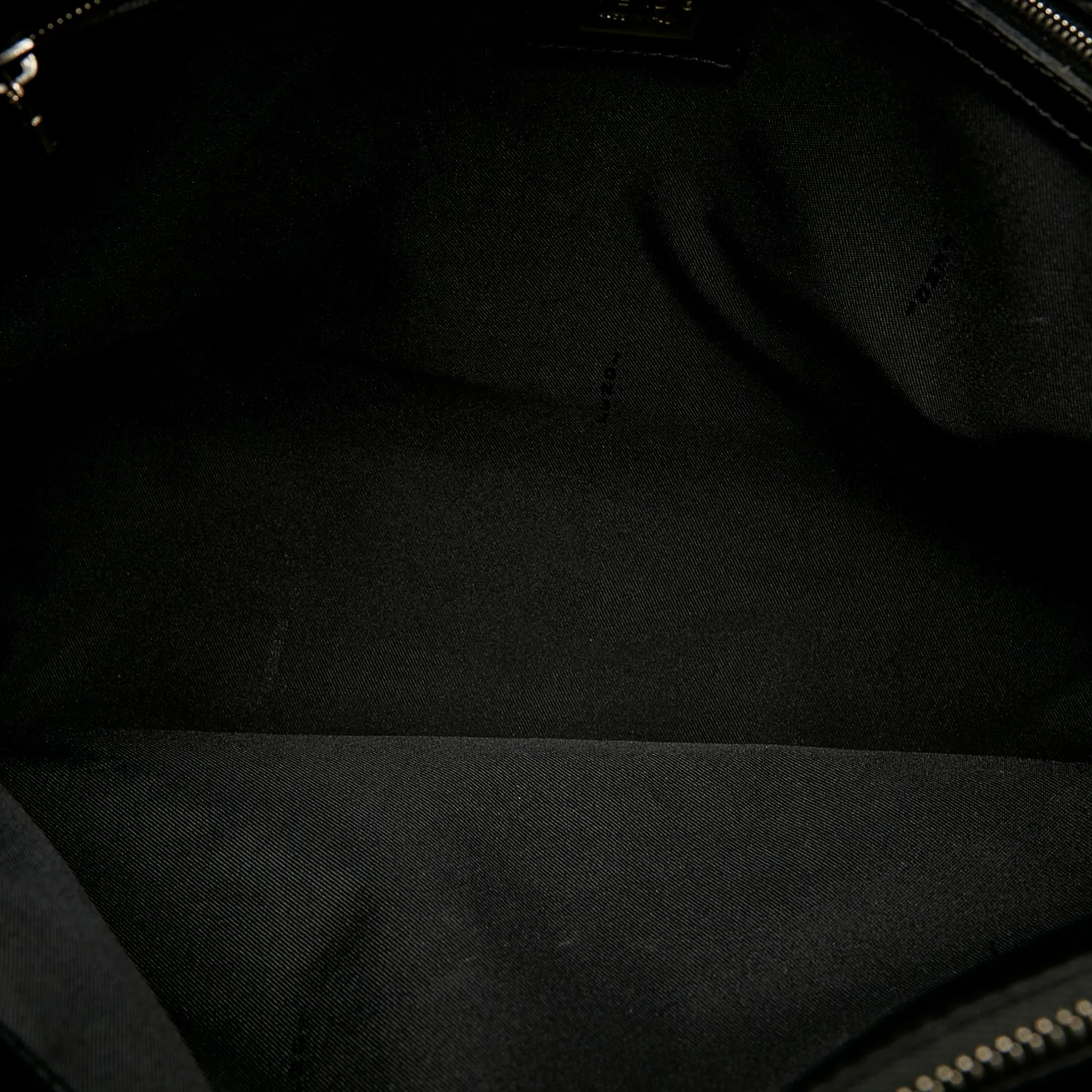 Fendi Nylon Tote Bag (SHG-29224)