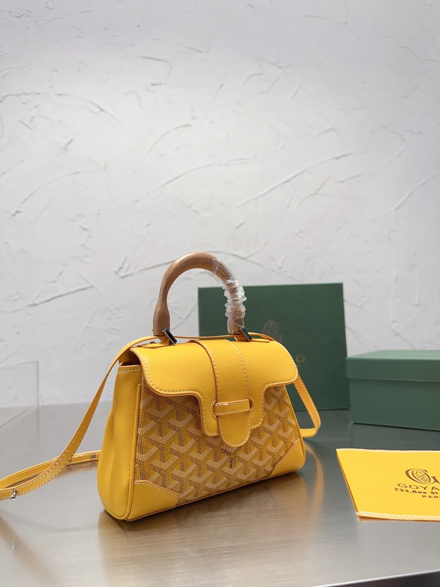 GY008 Saïgon Souple Mini Bag / 5.9x3x7.9inch