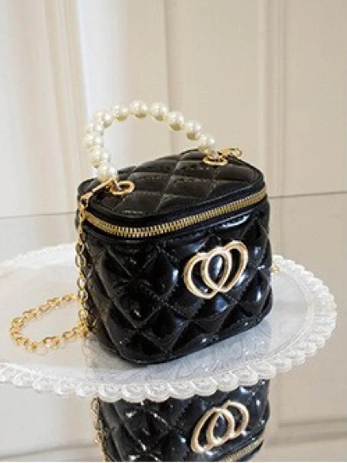 Heart Patent Bucket Handbag