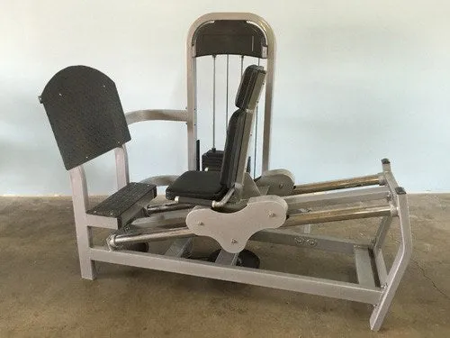 MuscleD Seated Leg Press