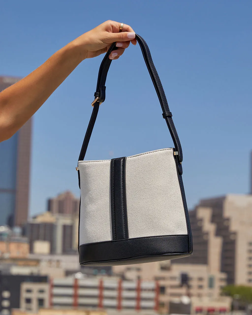 Playa Bucket Bag