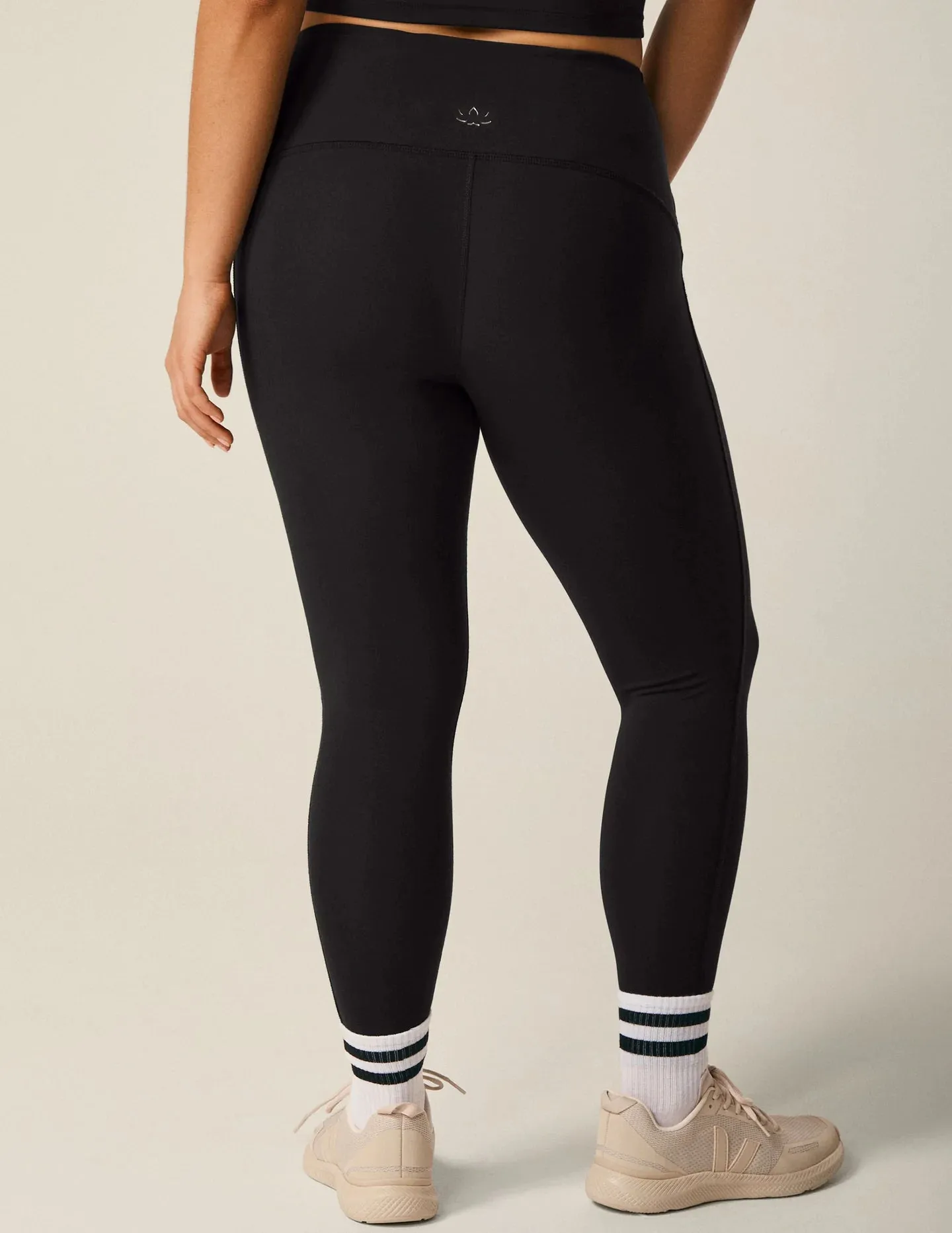 Powerbeyond Strive Midi Legging - Black