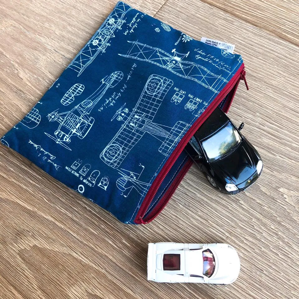 Sandwich Sized Reusable Zippered Bag Anchors on Cream