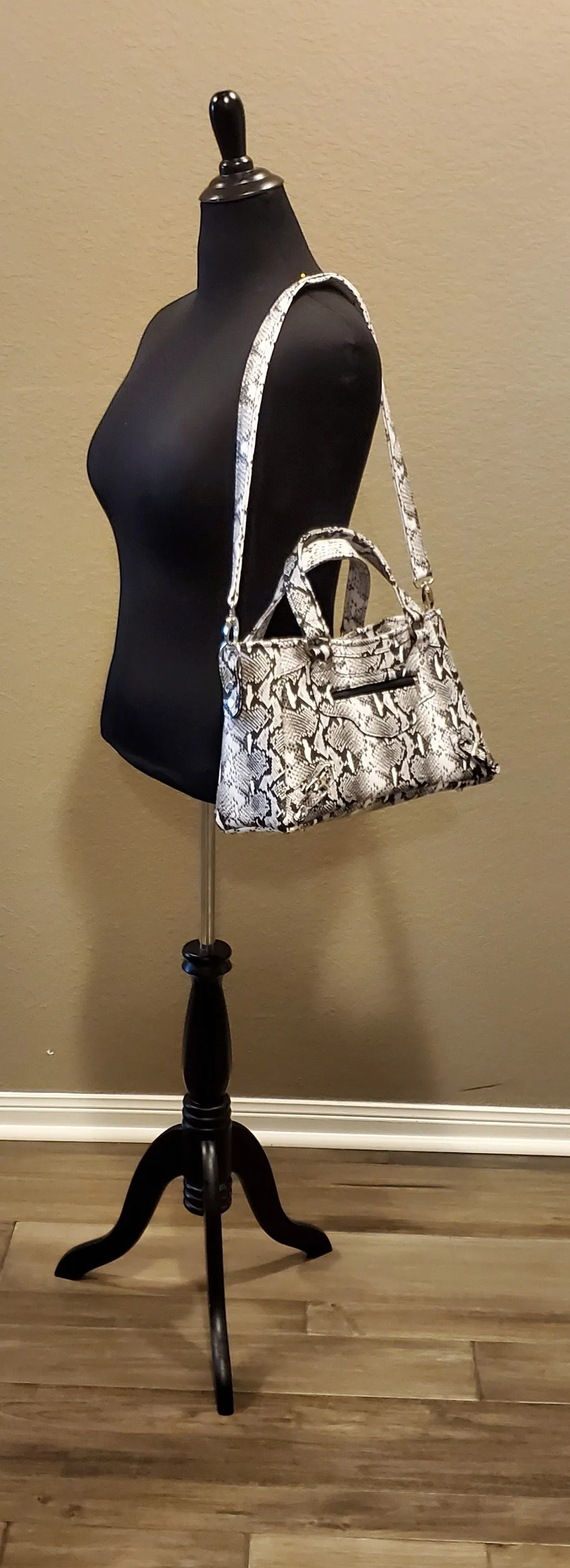 Zoe Satchel PDF Sewing Pattern